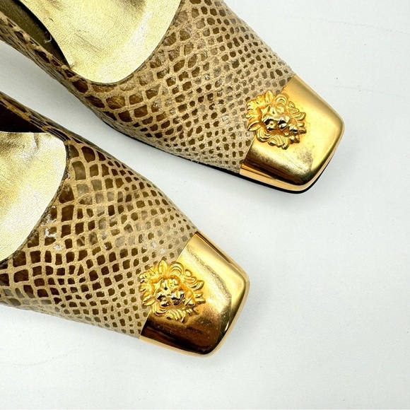 VINTAGE RAQUEL’S ANIMAL PRINT GREEN LEATHER HEEL SQUARE TOE GOLD MEDUSA HEAD 7.5 - Picture 13 of 14